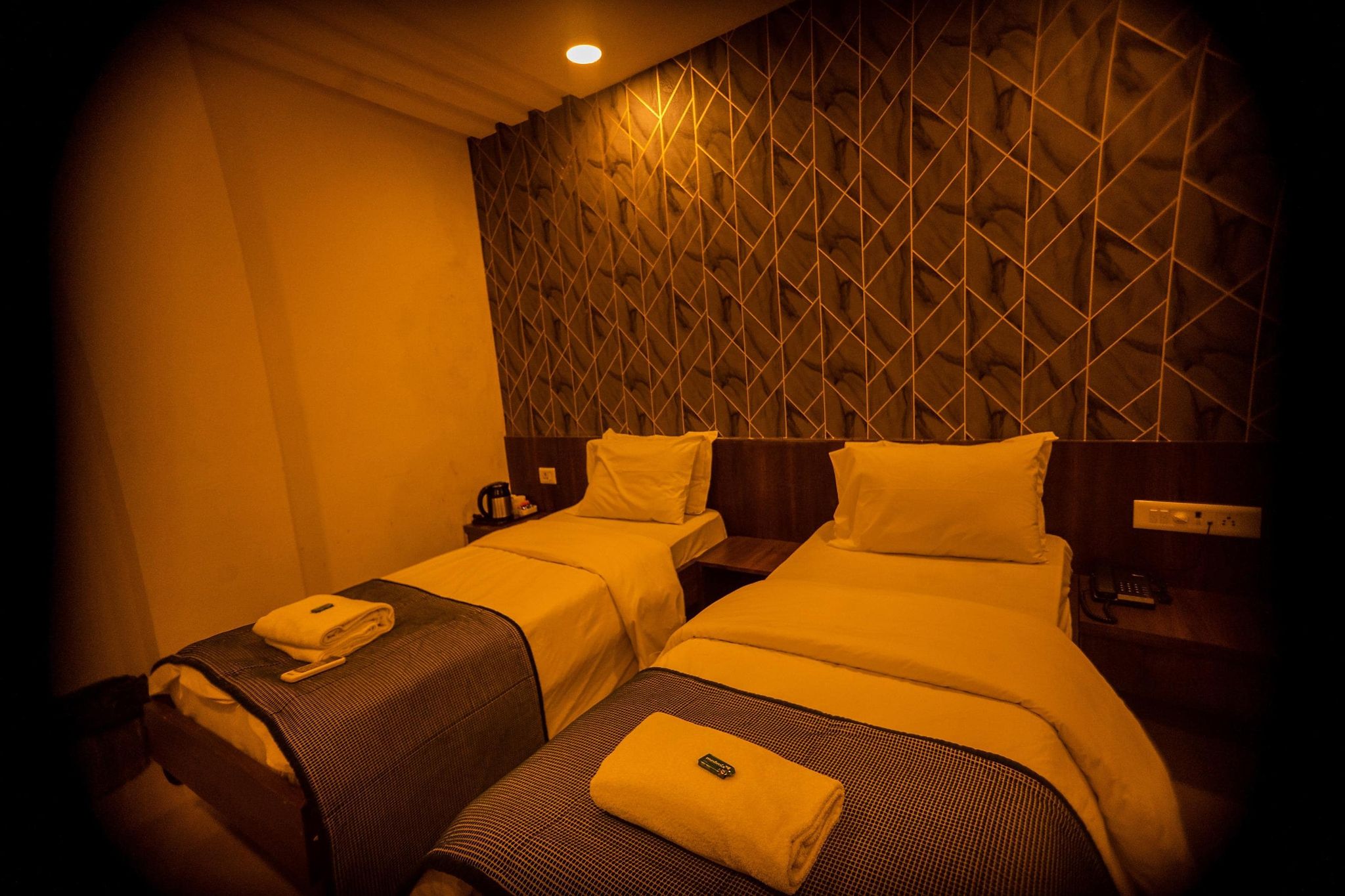 The Flamboyant Natraj Deluxe Twin Room 2