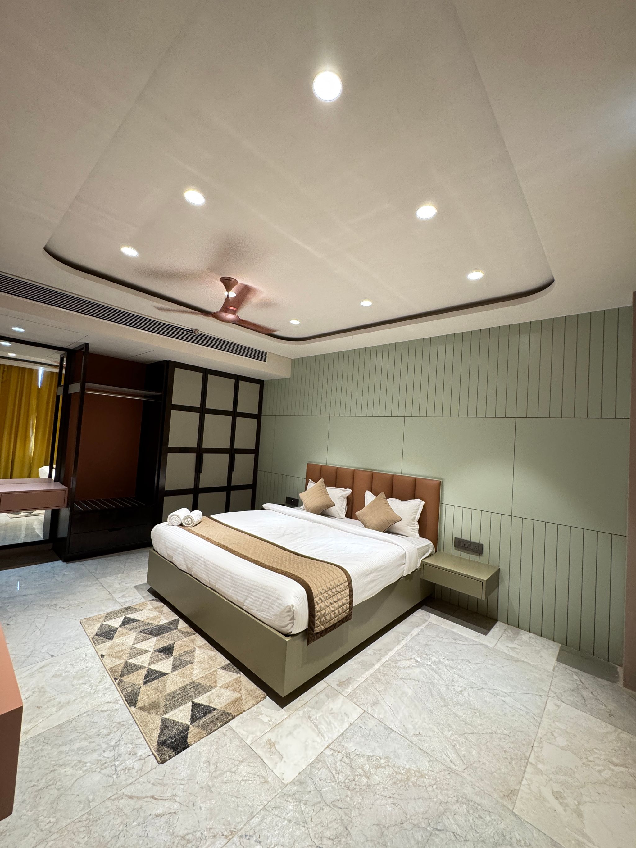 Suite Room