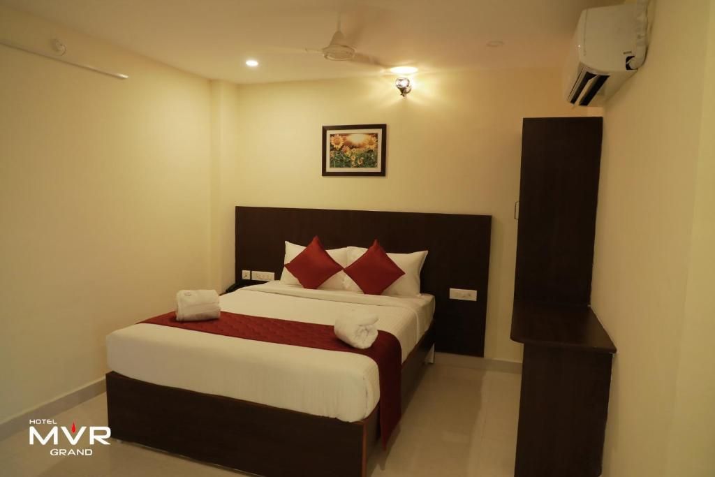 Hotel MVR Grand Classic 3