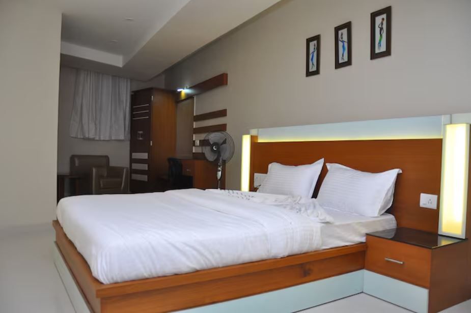 Hotel Elite Park Double Deluxe Non AC