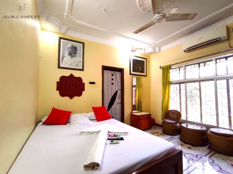 DOUBLE BED ROOM WITH AC FIRST FLOOR