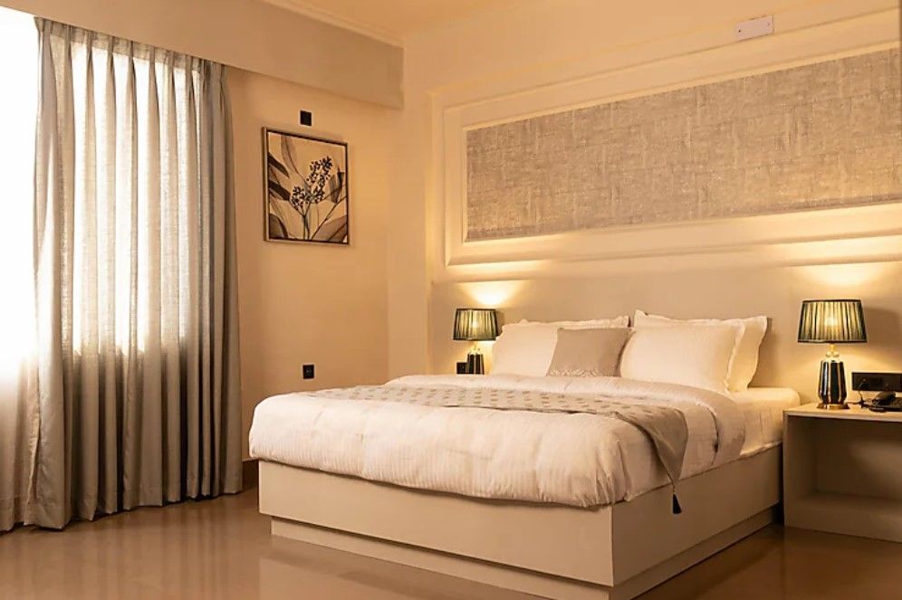 Deluxe Room - King Bed