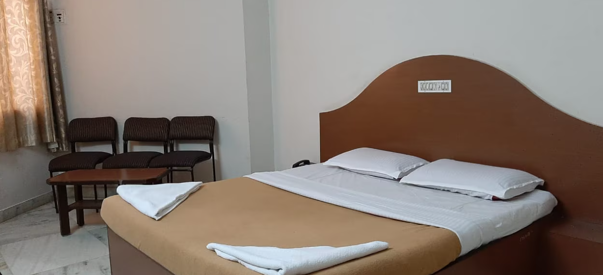 Akshay Residency  Twin Bedded non AC Room
