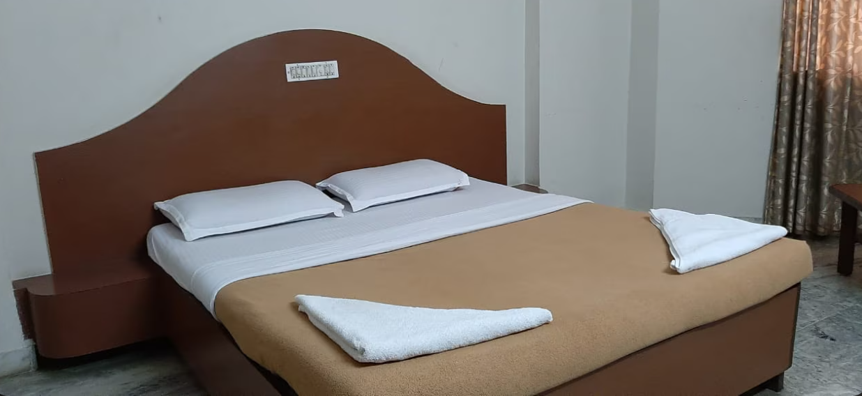 king Bedded Double non AC room