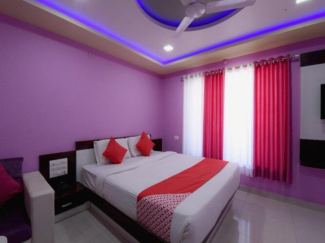 Super Deluxe AC Room