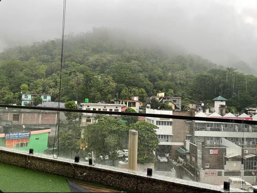 Hotel Himalayan Regency