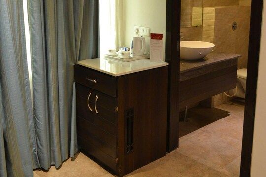 Hotel Sobti Continental CLUB PLATINUM 4