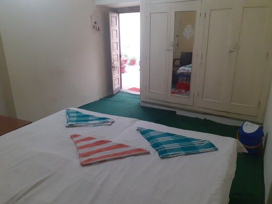 Non AC Classic Room in front Jhulla