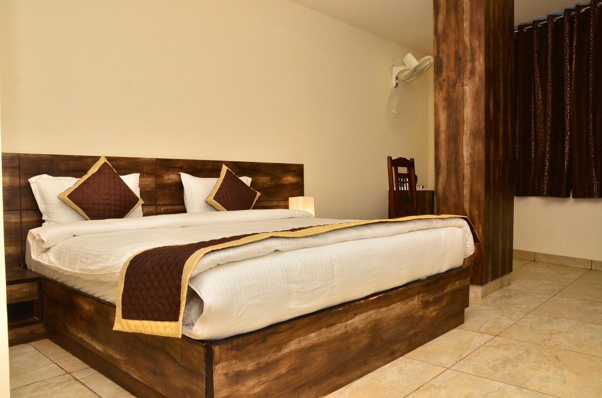 Hotel Padmawati Palace Deluxe room 