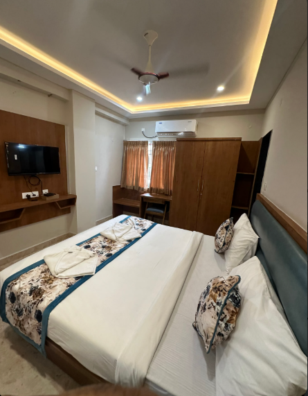 Deluxe Double or Twin Room