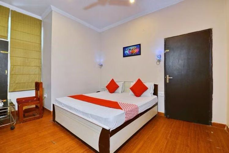 Deluxe Room With Breakfast