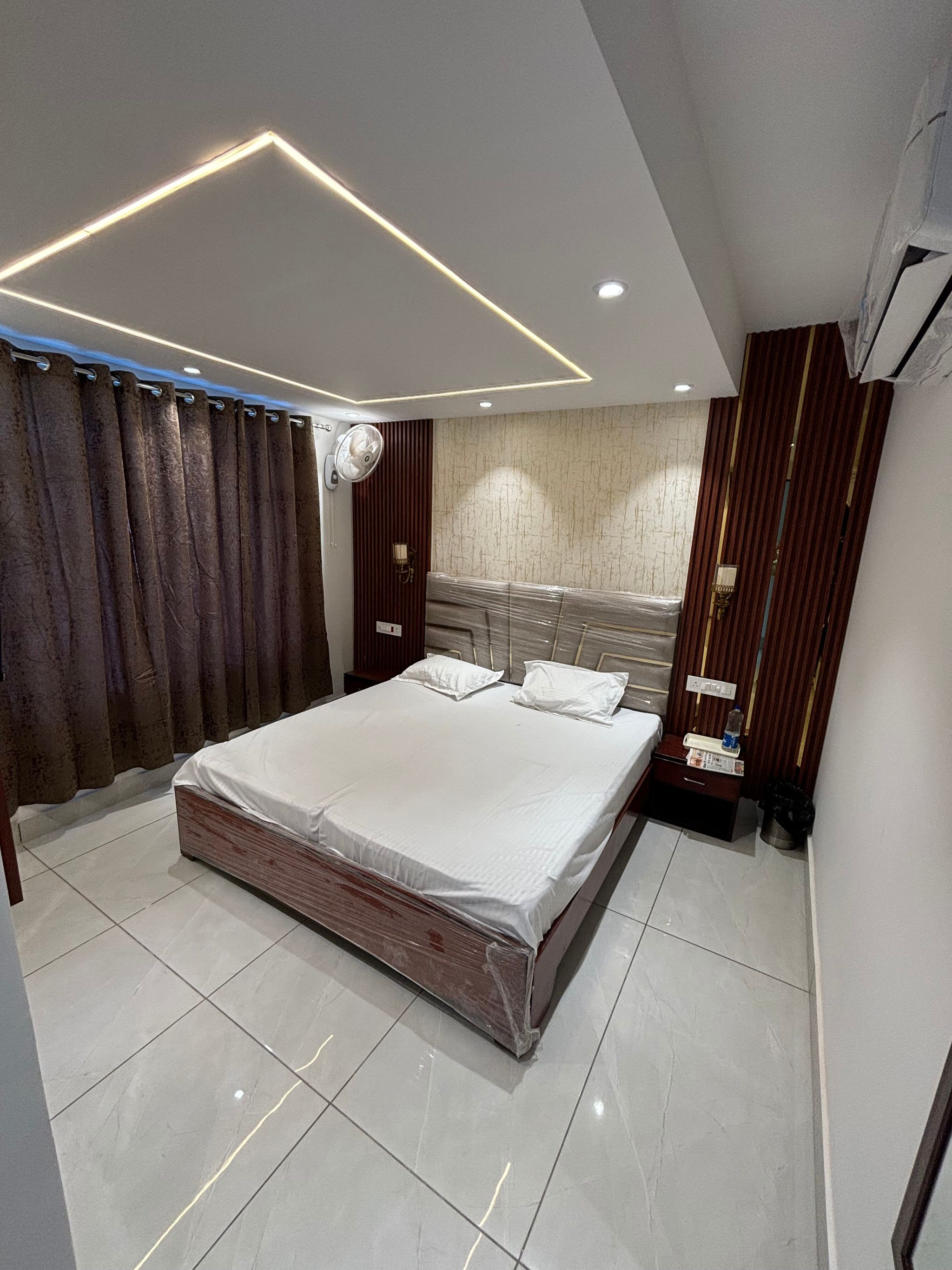 Hotel Deepjot Semi Deluxe 3