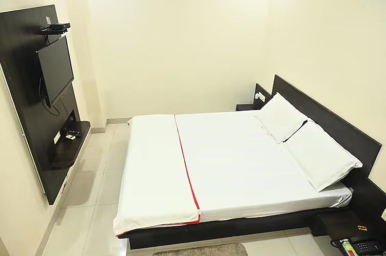 Hotel Royal Residency Deluxe Ac Room