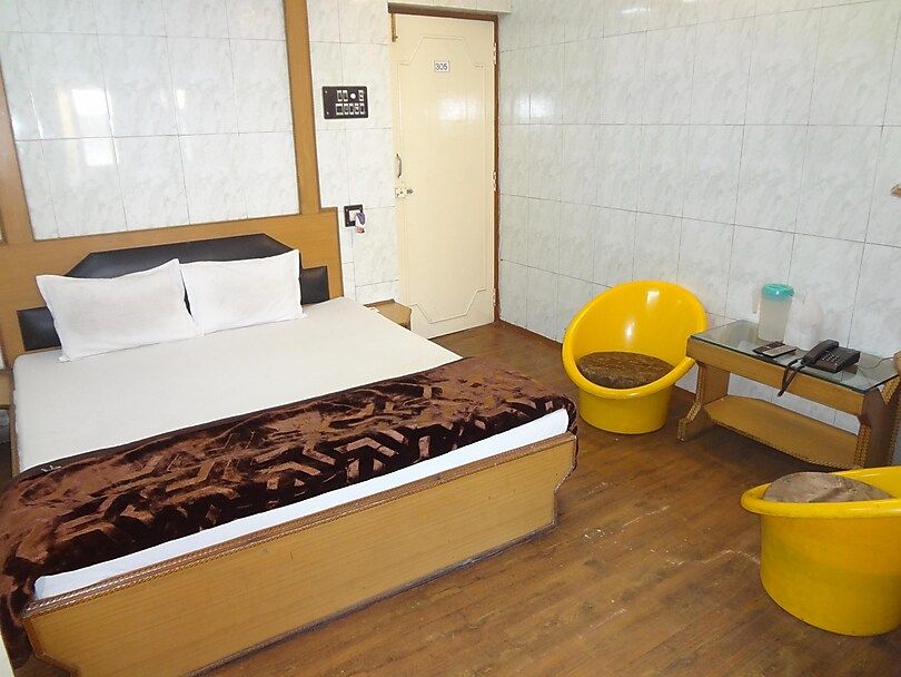 Hotel Shrimmaya Ujjain DELUXE Non AC Room