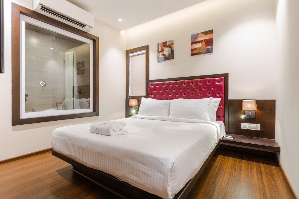 Deluxe Room with city view AC
