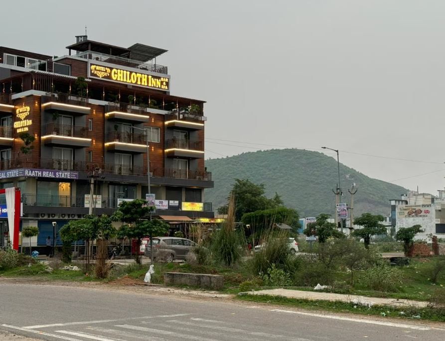 Hotel Ghiloth Inn