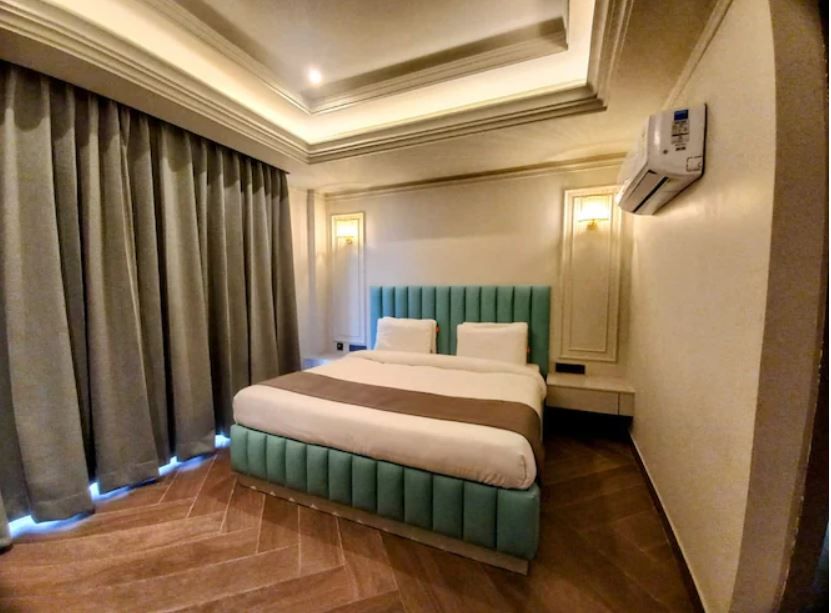 Deluxe Room with Balcony