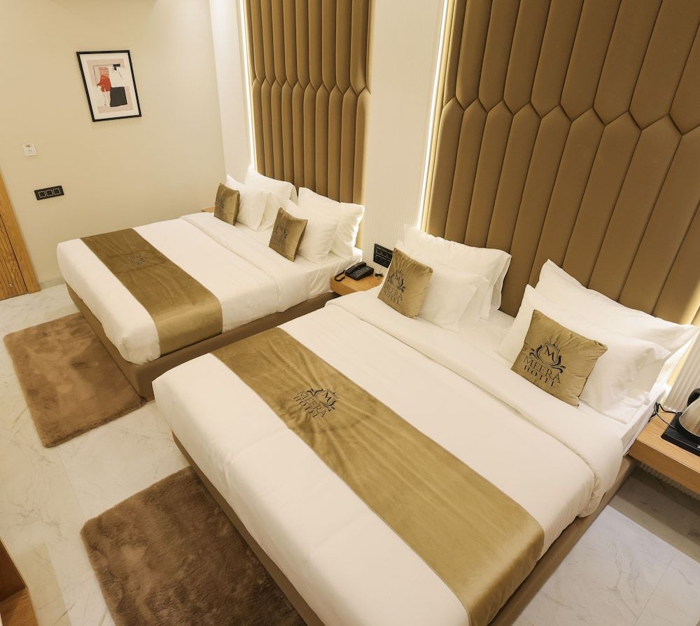 The Meera Hotel Family Quadruple Room 9