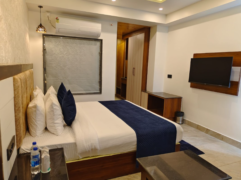 Super Deluxe Room