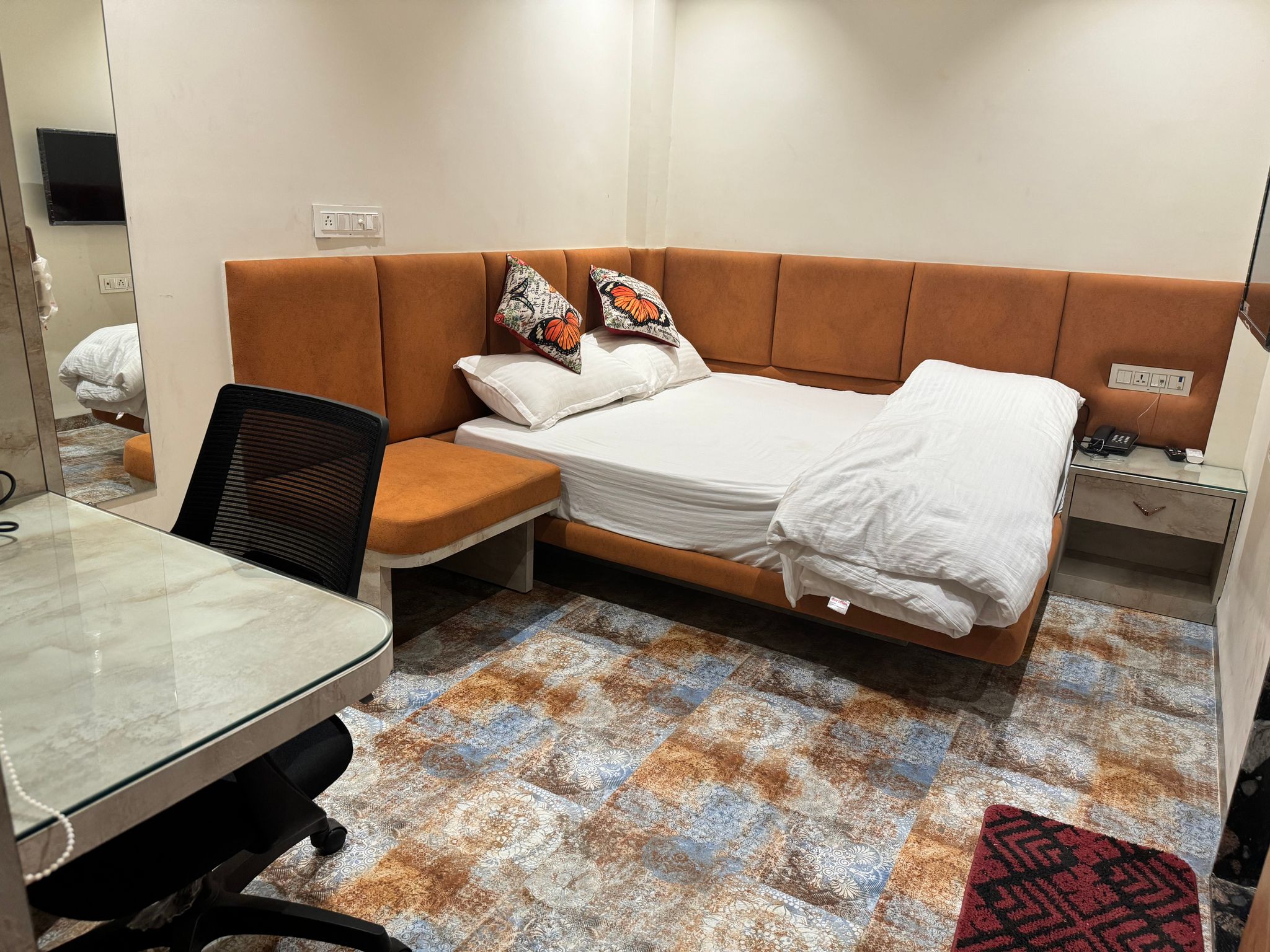 Hotel Sajanshree Standard Room