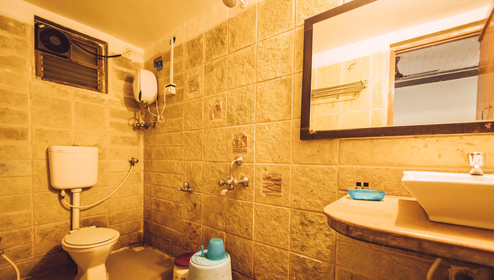 Blue Sea Resort Standard AC Room With Garden View 8