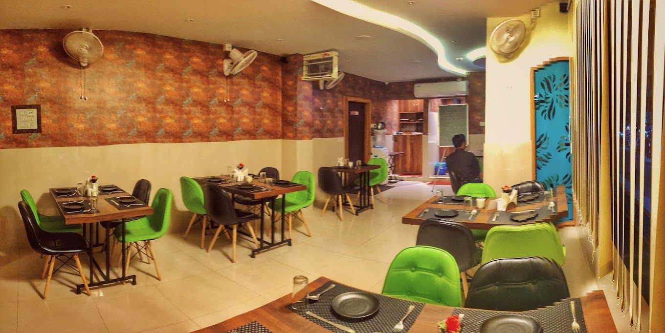 Food & Dining