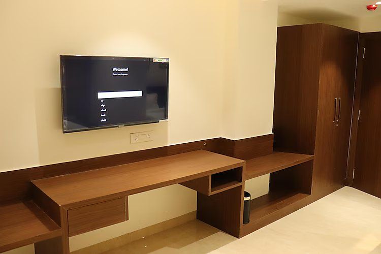 Pachranga Resort Luxury room 6