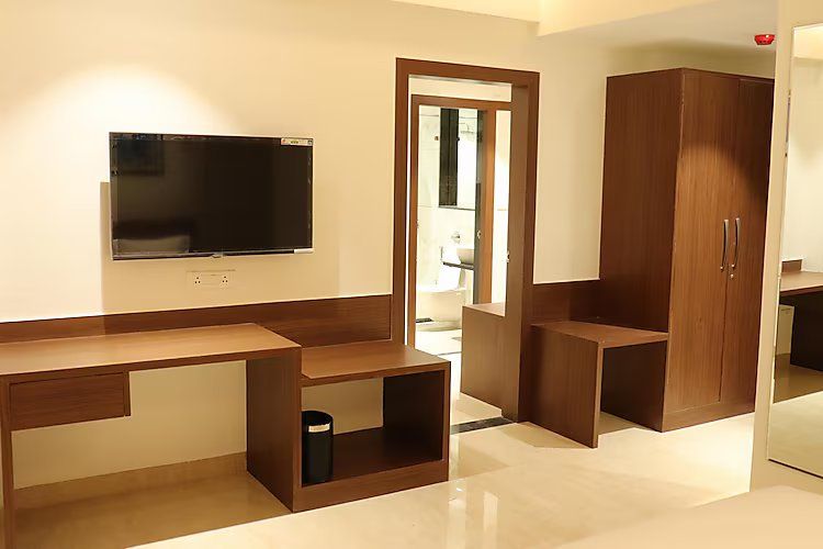 Pachranga Resort Luxury room 7