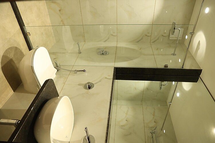 Pachranga Resort Luxury room 5