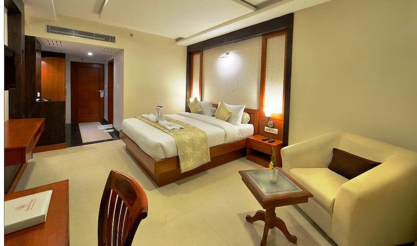 Madhuram Royale By Shri Ram Excellency Group Deluxe Room