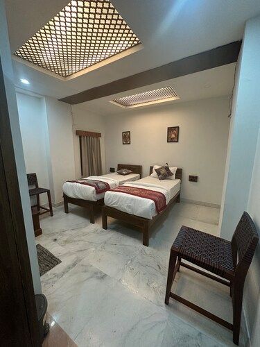 Standard Heritage Room