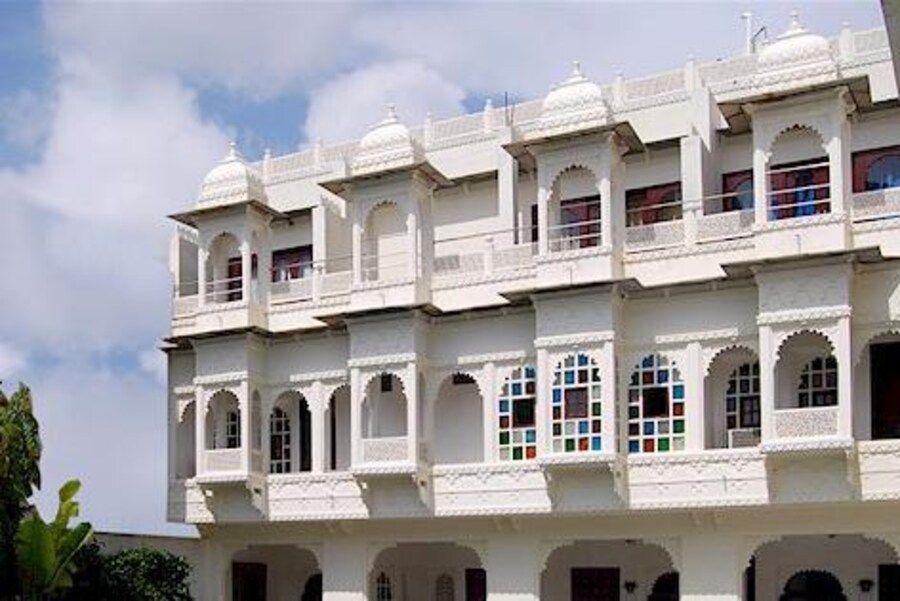 Hotel Mahendra Prakash