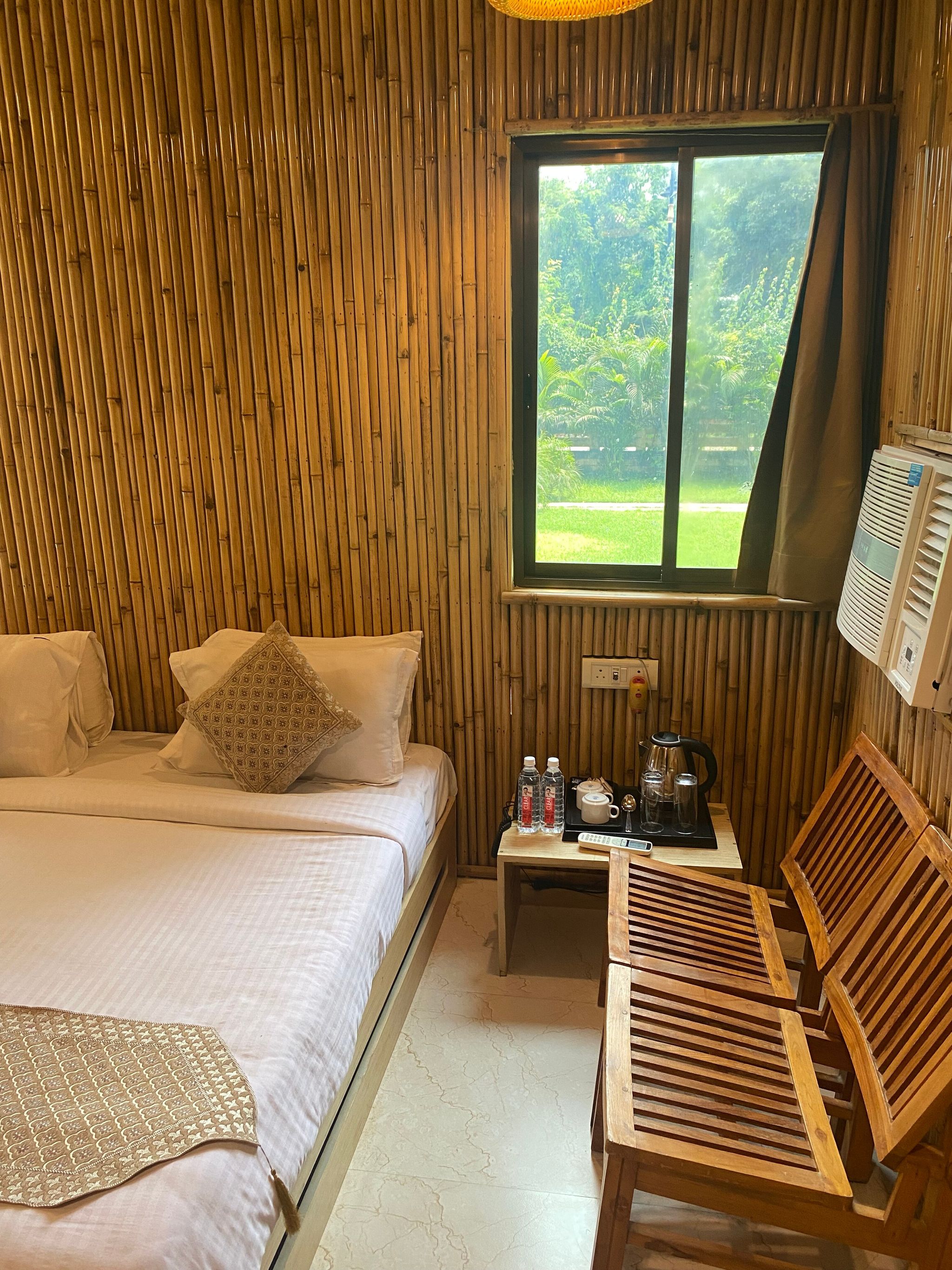 Hotel Mahendra Prakash Superior Double Twin Room 4