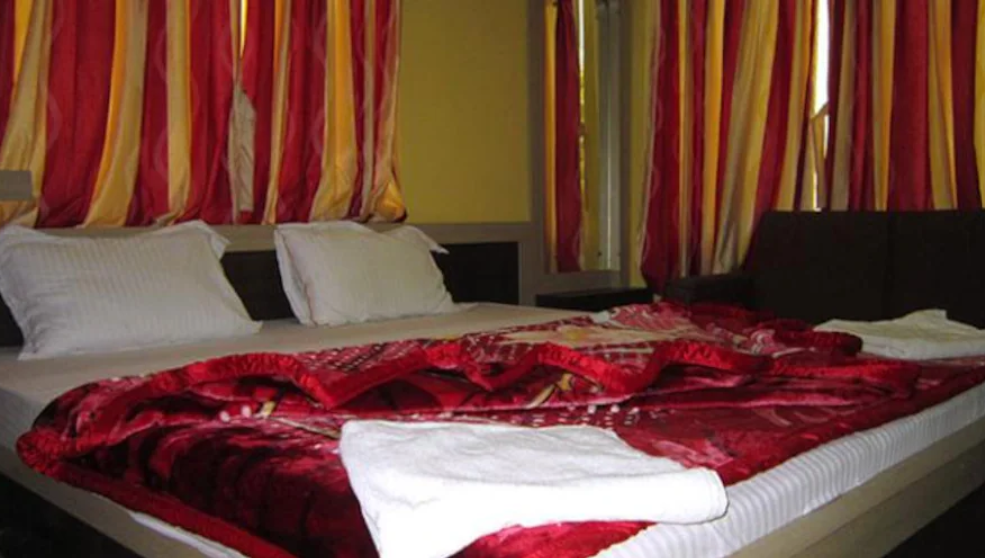 AC Double Deluxe Room