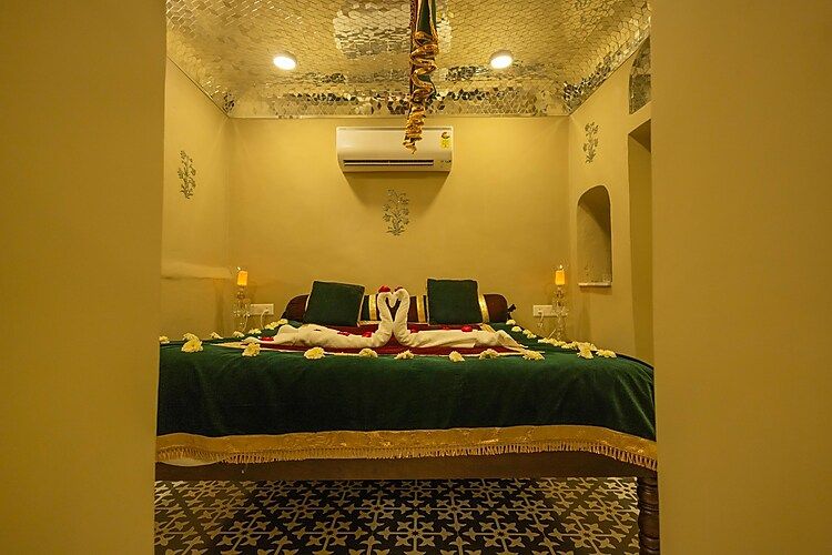 Sheel Mahal Suite