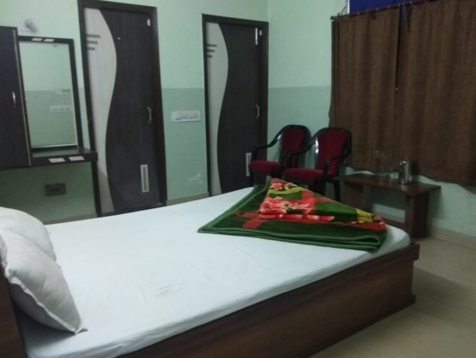 Double Bed Non AC Room