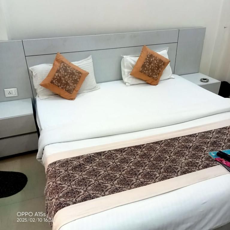 The Vertigo Deluxe Room 3