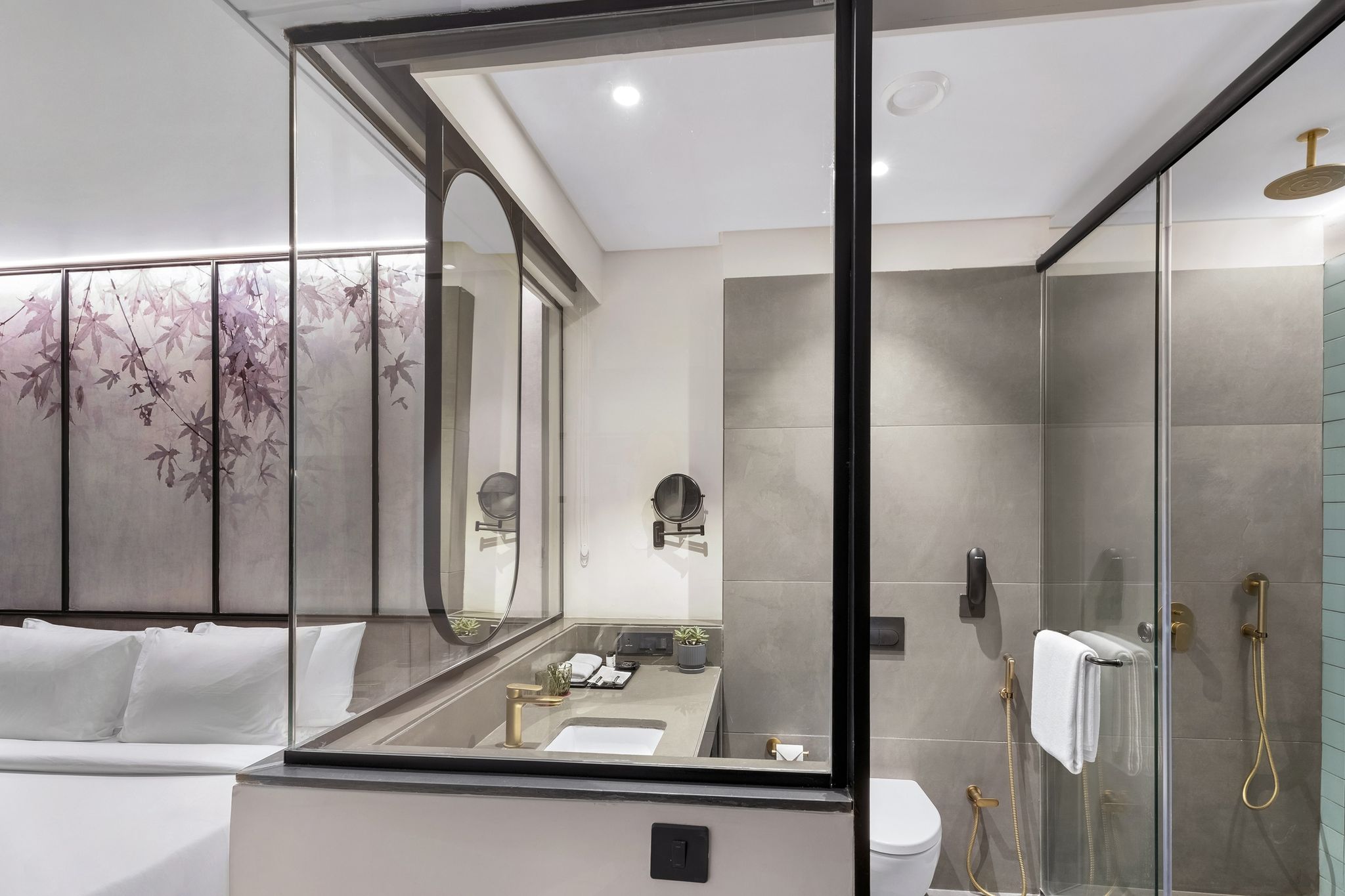 Superior Plus King Bed With Jacuzzi