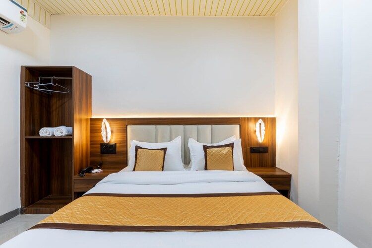 Suite Room