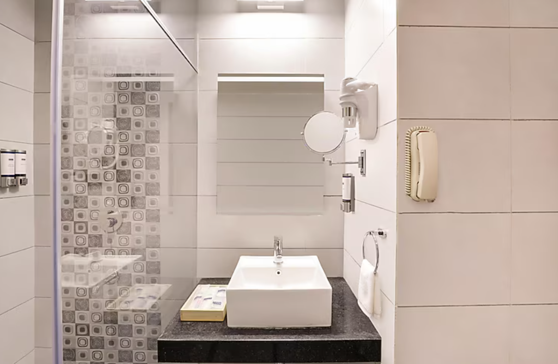 Keys Select By Lemon Tree Hotels, Udaipur Superior King Room 4