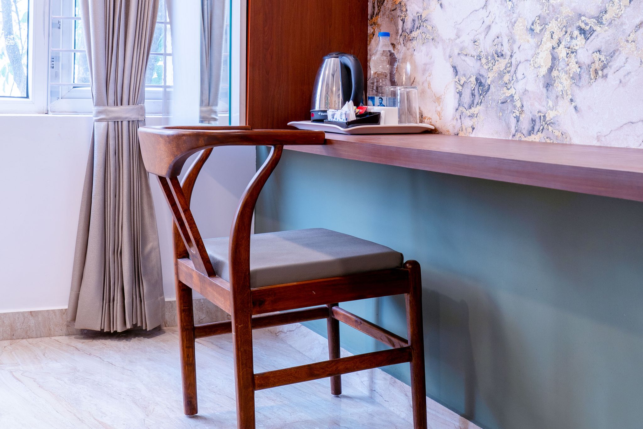 Treebo Emirates Suites Indiranagar Standard room 16