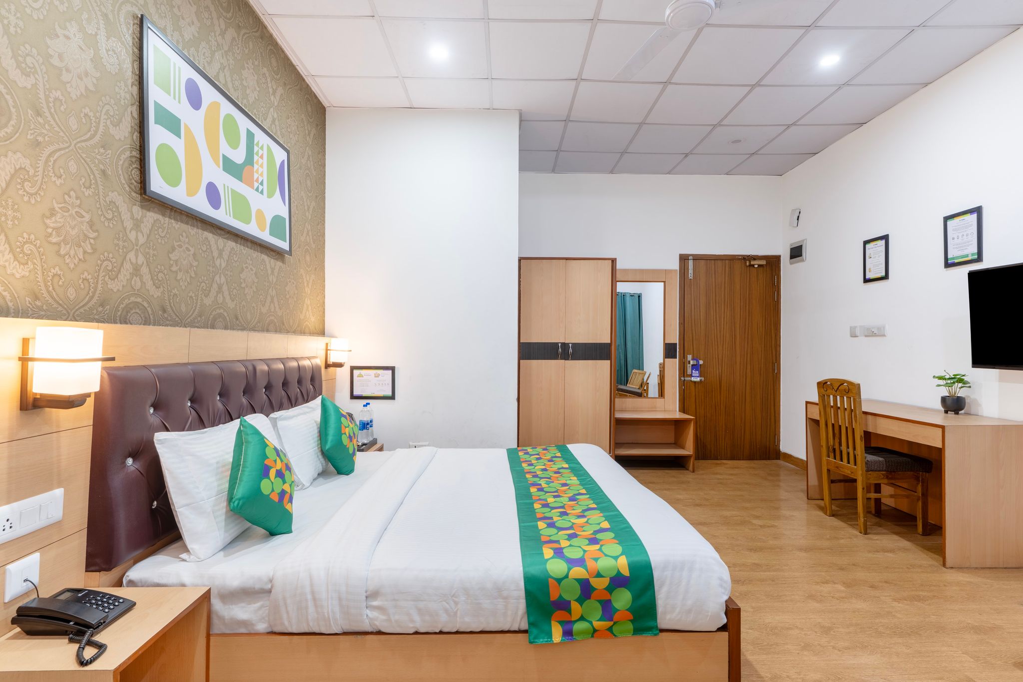 Treebo Anand The Mall Solan Standard room 2