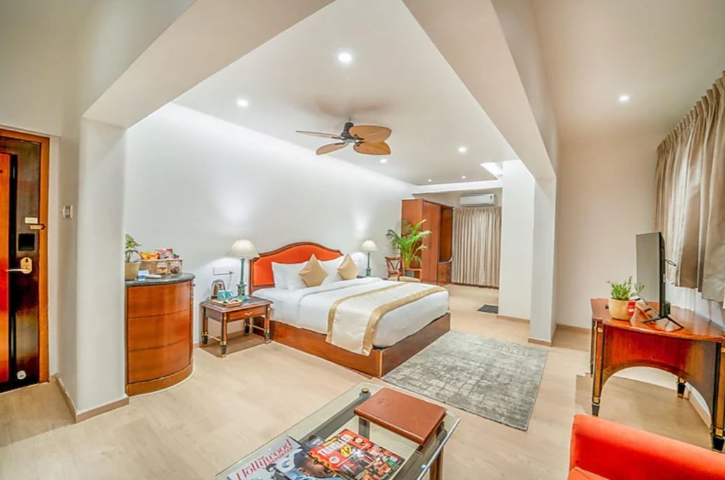 Madras Chronicle Bay Resort & Spa Suite Room 3