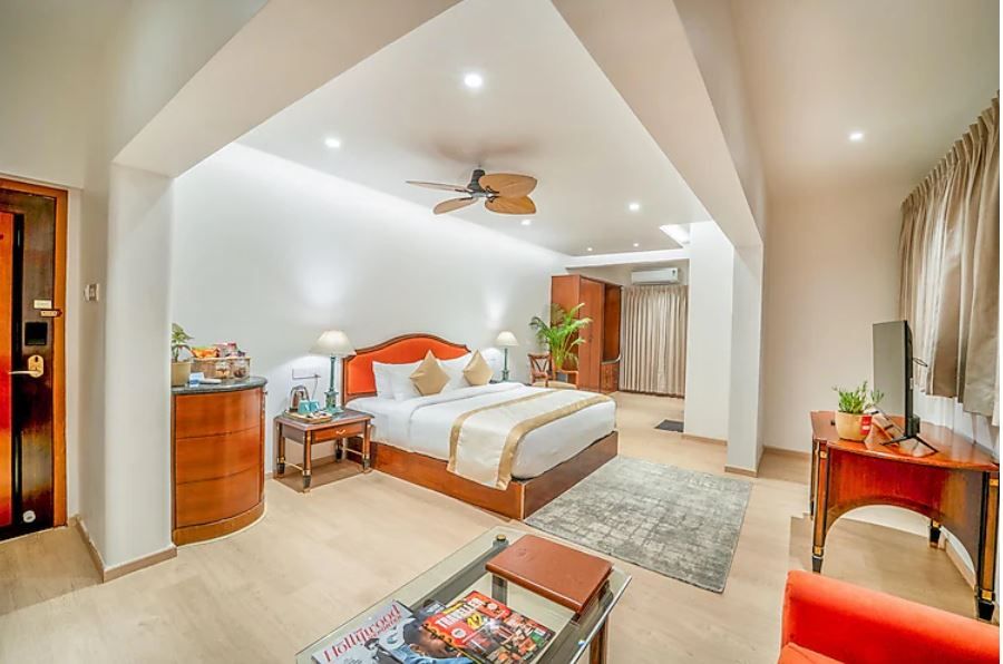 Suite Room with Light house View