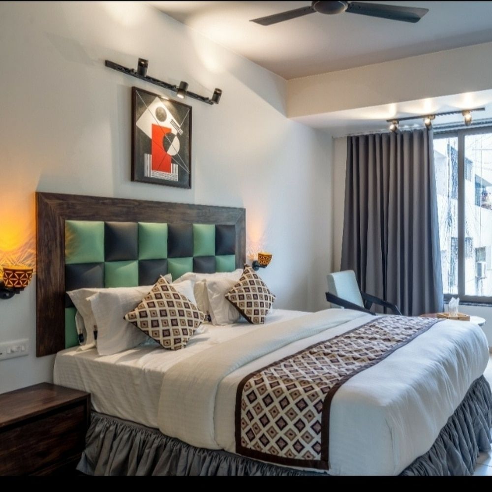 Executive Room ( Complimentary Hi-Speed Wi-Fi Service )