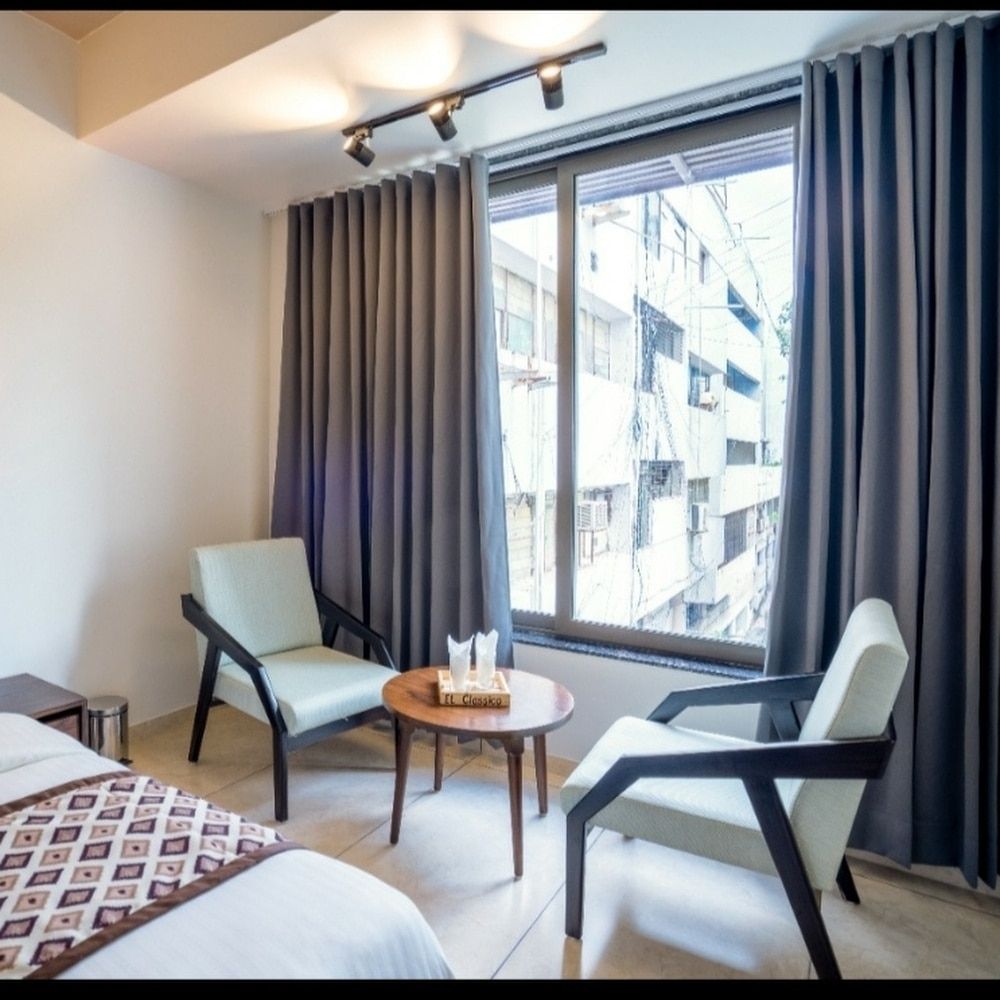 El Classico Comfort Double Bed Room ( Complimentary Hi-Speed Wi-Fi Service ) 15