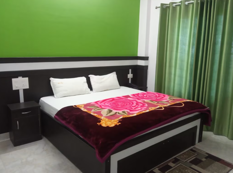 Sunrise Resort Deluxe Room 2