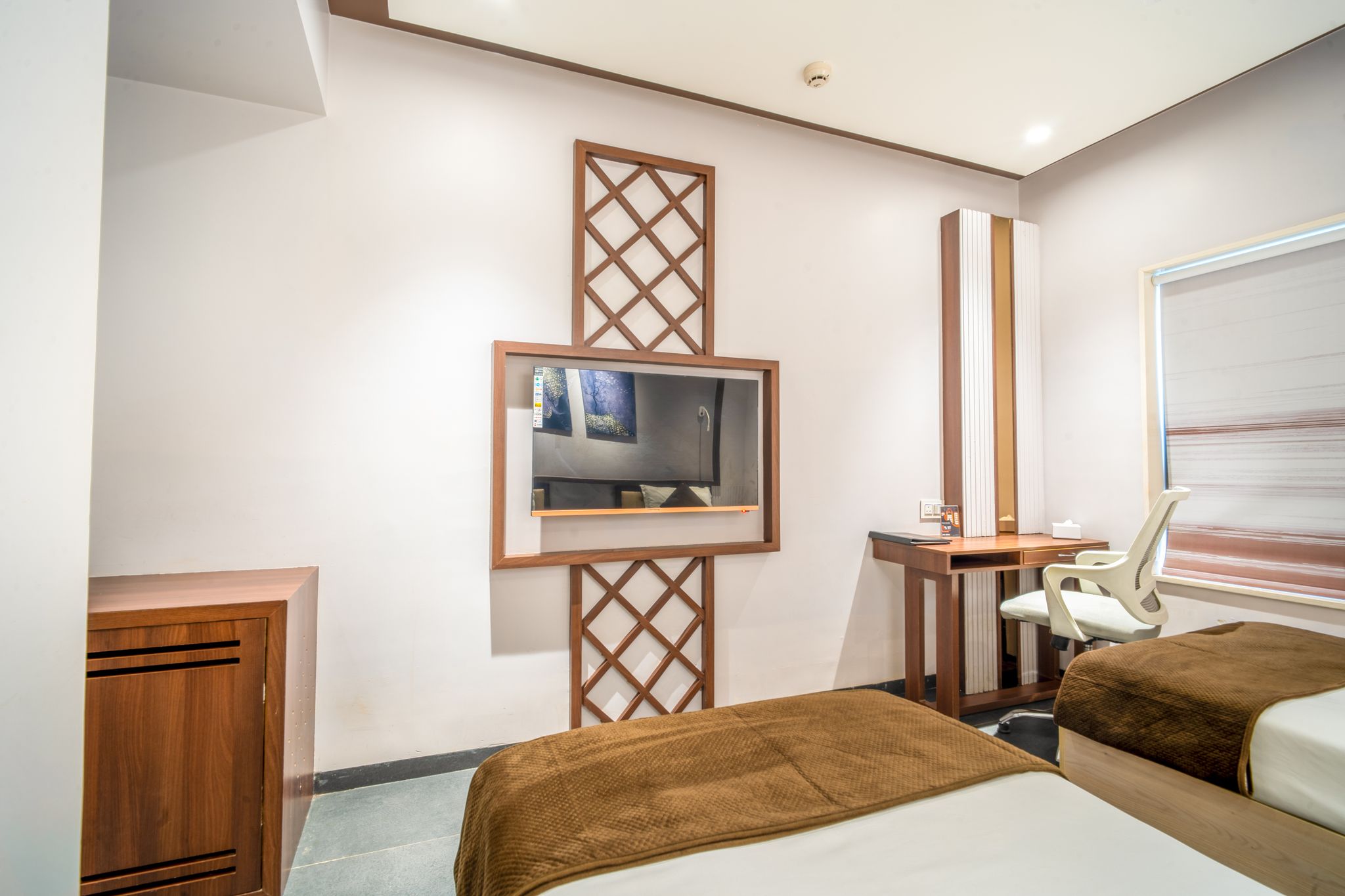 The Moringa Leaf Twin Room 8