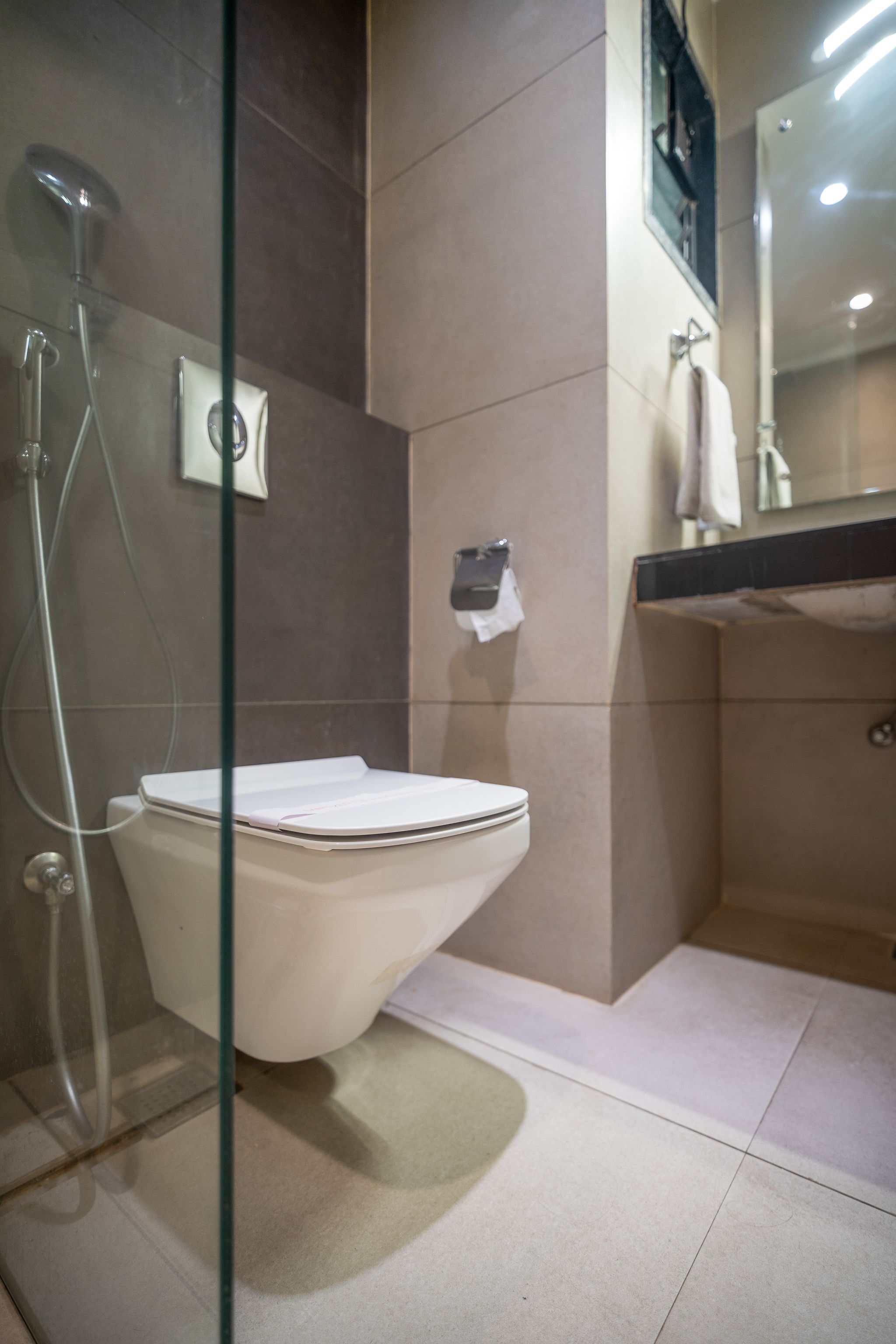 The Moringa Leaf Twin Room 4