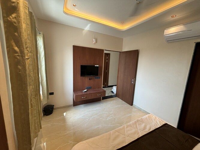 Hotel Dausa Inn Deluxe AC Room 8